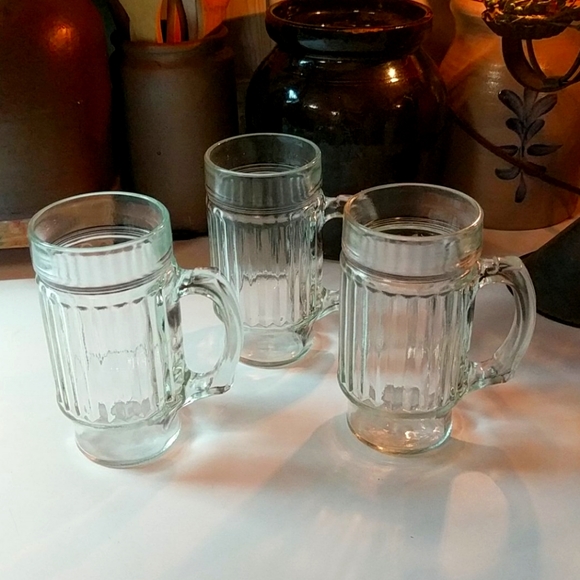 Bundle of 3 Vintage Glass Mugs